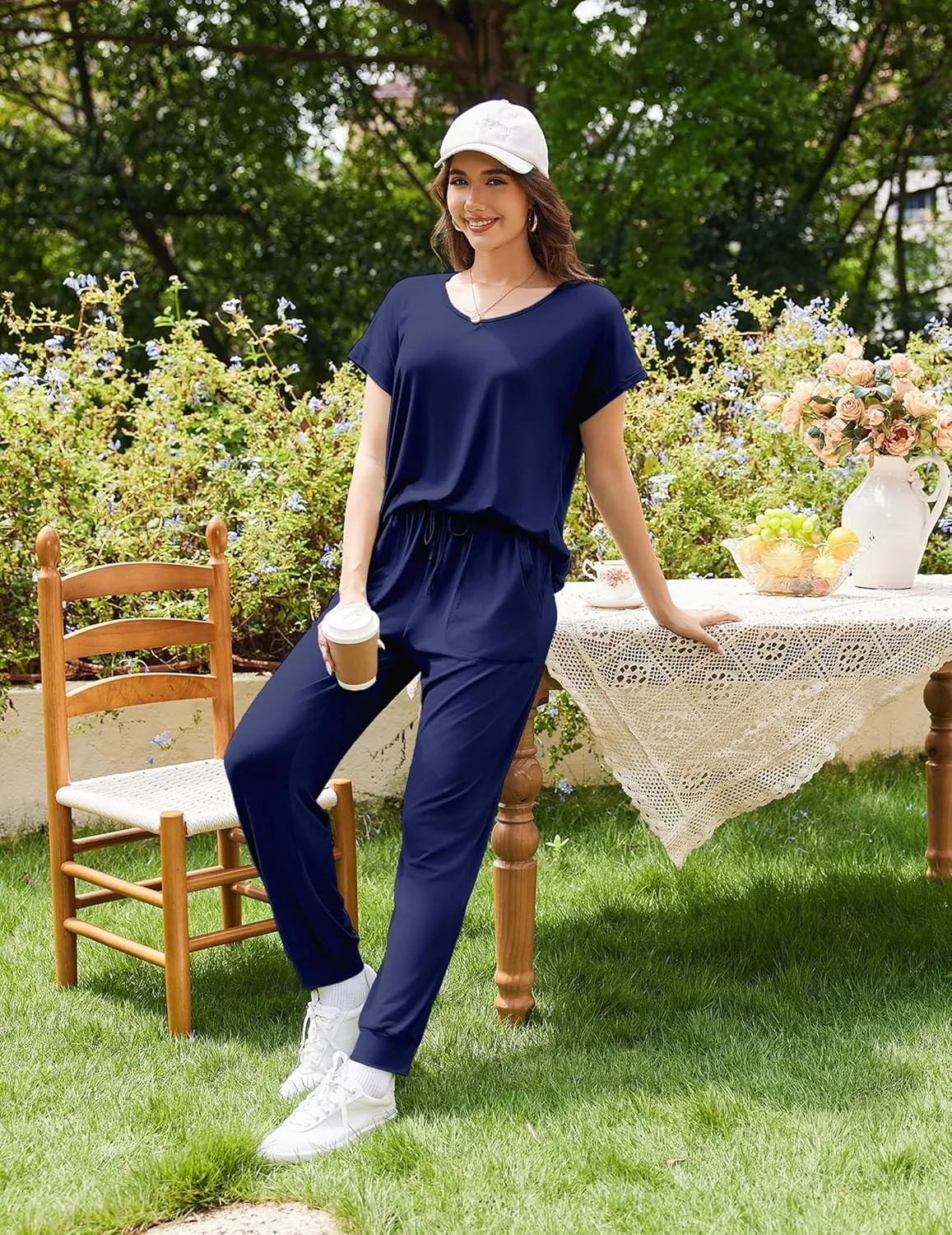 Ekouaer Pajama Sets for Women 2 Piece Lounge Sets Short Sleeve Pullover Top and Jogger Pants Pjs Sleepwear Tracksuit S-XXL