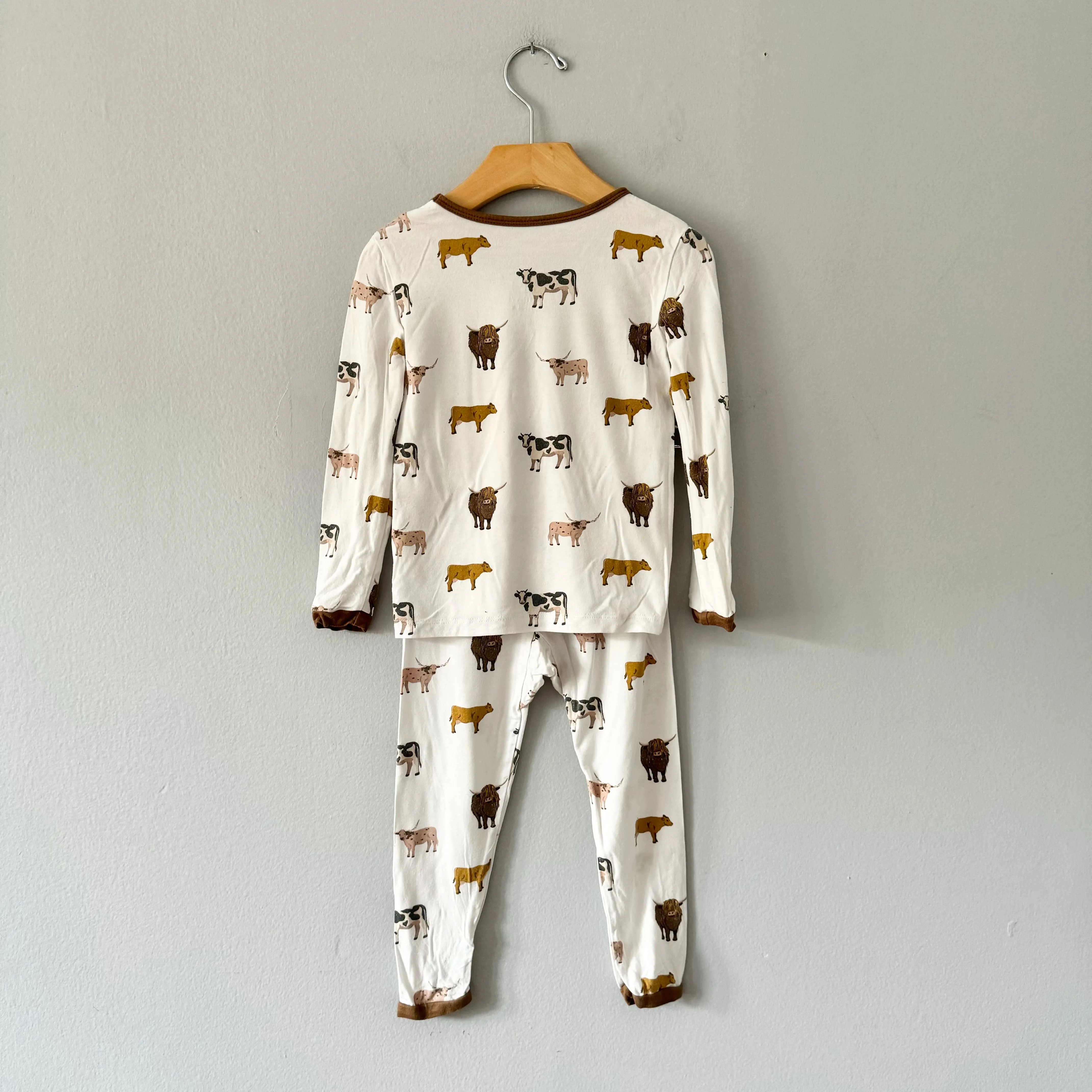 Kyte / White x farm animals pajama set / 3T