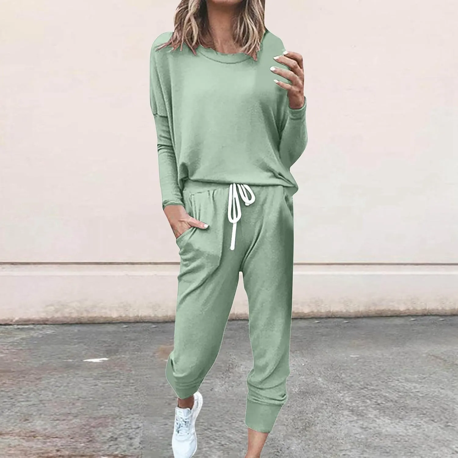 Womens Jogger Set Two Piece Lounge Set Long Sleeve Tops Jogger Sweatpants Track Sweats Suits Loungewear Pajama Sets
